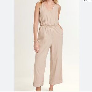 Universal Thread Women's Beige Jumpsuit
